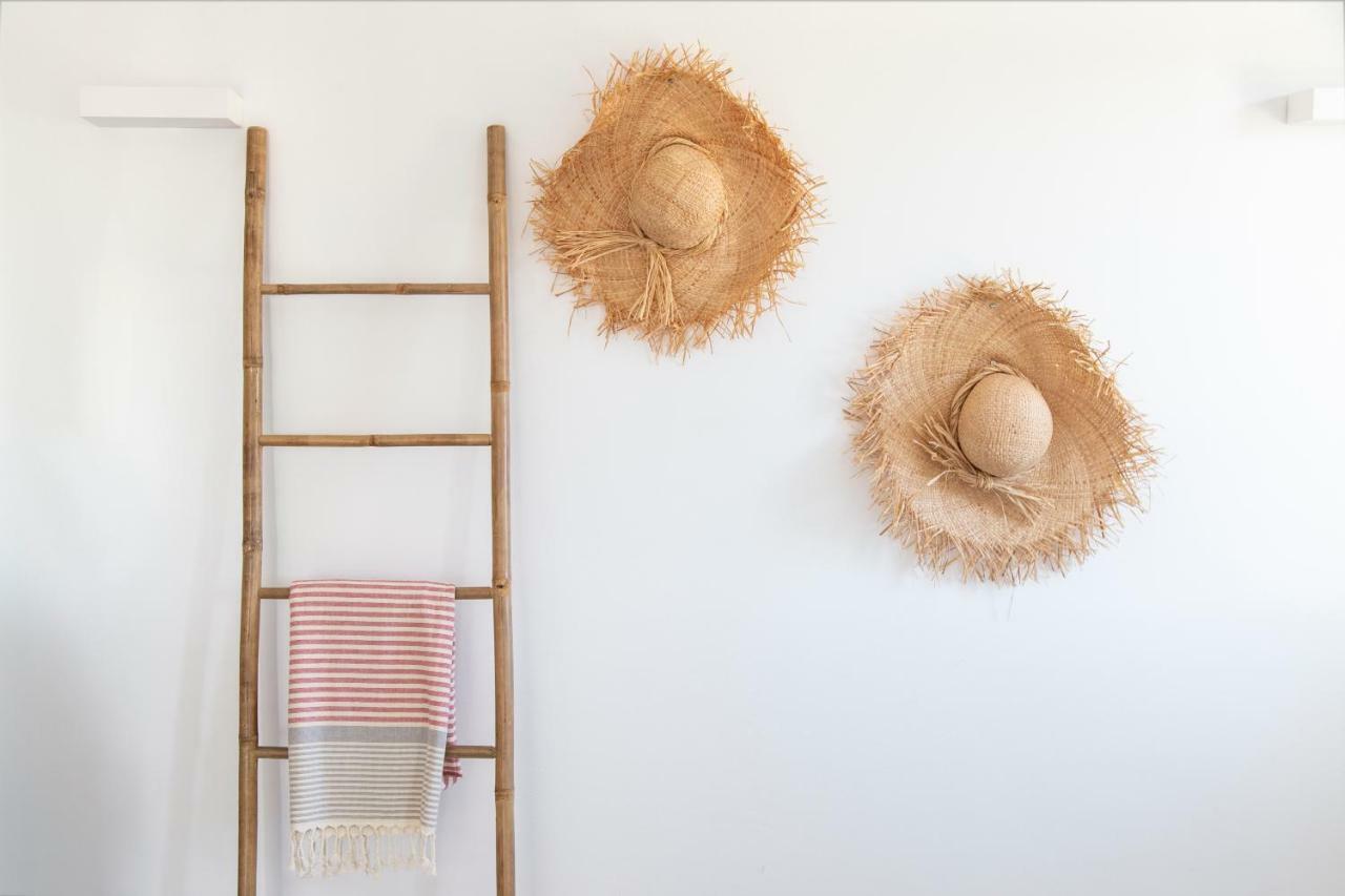 Biatriza's Summer Shelter *
